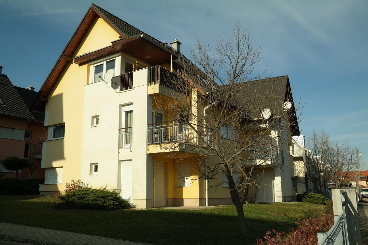 Aramis 3 Apartments ヘーヴィーズ エクステリア 写真